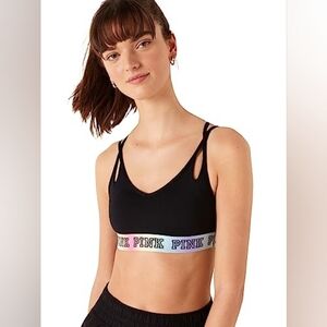 PINK Active ultimate lightly lined sports bra